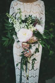 Drawing inspiration from its wild coastal setting, this textural boho wedding inspiration flows from secluded beach ceremony to laid back reception. 25 Chic Bohemian Wedding Bouquets Deer Pearl Flowers