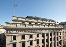 Pwp provides financial and structuring advice. Warburg Bank Setzt Auf Deutsche Standorte Presseportal