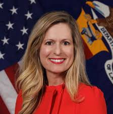 Lori Bearden's Instagram, Twitter & Facebook