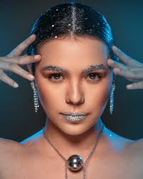 Bridal makeup ~ 👰🏻‍♀️✨ . . . 📸: @creepyzuzet @idipmaquillaje_imagen . .  #nupcialmakeup #bridalmakeup #novia #maquillajedenovias #makeup