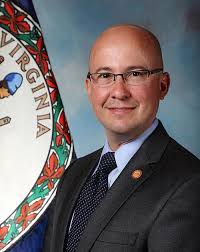 Shawn Talmadge's Instagram, Twitter & Facebook