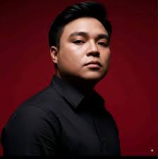 For small to medium projects, especially when professionals work  independently or