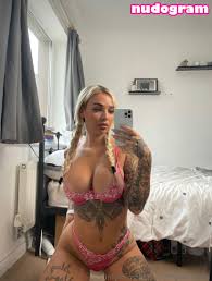 Beth Quinn  bethquinn1  bethquinn111  bethquinnnx Nackte geleakte  OnlyFans Foto 36 - Nudogram v2.1