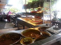 Sungai petani is kedah's largest city and is located about 55 km south of alor setar, the capital of kedah, and 33 km northeast of george town, the capital city of the neighbouring state of penang. Tempat Makan Sedap Di Sungai Petani Kedah Percutian Bajet
