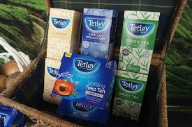 Teh chamomile adalah teh yang terbuat dari bunga chamomile kering. Jenama Teh Terkemuka Dari Britain Tetley Kini Di Malaysia