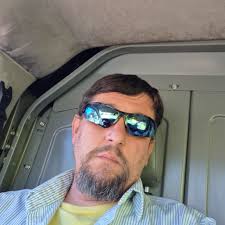 KINDLY 𝗦𝗔𝗬 𝗬𝗘𝗦 𝗜𝗙 𝗬𝗢𝗨 𝗟𝗢𝗩𝗘 JACKSON TILLER ‎