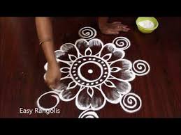 Easy Simple Rangoli For Sankranthi Small Pongal Kolam Sankranthi Muggulu Easy Rangolis Youtube In 2020 Simple Rangoli Sankranthi Muggulu Rangoli Kolam Designs