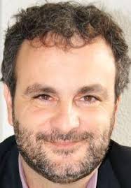 Radiobiografía. Por Juan García Luján