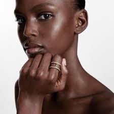 おしゃれなワンポイントに♪】◇LouisVuitton◇リングストラス