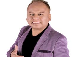 LA HISTORIA CONTINUA....CON MANOLO SAENZ