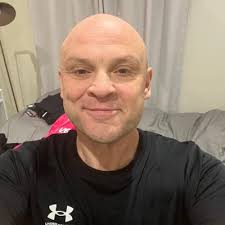 Adrian Gaskin (@AdrianGaskin81)