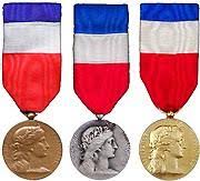 Check spelling or type a new query. La Medaille D Honneur Du Travail Les Medailles D Honneur Ou D Anciennete Distinctions Honorifiques Elections Distinctions Honorifiques Politiques Publiques Accueil Les Services De L Etat En Moselle