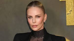 Toby Jones, Lisa Vicari, and Christiane Paul Join the Cast of Hijack for  Season 2