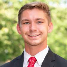 That's a Campus Job? Notre Dame Students Gain Valuable Skills through Jobs  in Research, Sports Media, Start-ups, and More