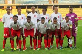 La fédération malagasy de football est pleinement engagée dans le développement et la professionnalisation du football malgache. Mondial 2018 Des Bareas De Madagascar Decomplexes Face Aux Lions Du Senegal Africa Top Sports