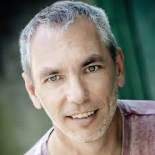 Mitarbeitende von D.LIVE GmbH & Co. KG