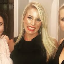 Allison Dugas's Instagram, Twitter & Facebook