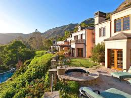 Celebrity Homes An Inside Look Celebrity Hgtv Frontdoor Malibu Mansion Malibu Homes Celebrity Houses
