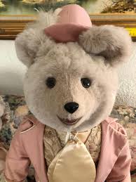 The House That Tilly Built Bride and Groom bears.