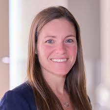 Laura Stoppel's Instagram, Twitter & Facebook