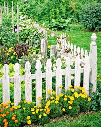 All About Picket Fences This Old House In 2020 White Garden Fence Diy Garden Fence Picket Fence Garden
