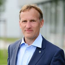 THE FUTURE OF MOBILITY