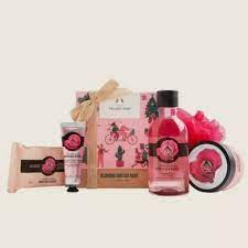 Novelty The Body Shop Wash Cloth Gifts Product Face Cloth Etsy In 2021 The Body Shop Gifts The Body Shop British Rose