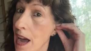 Nebroo CIC Hearing Aids