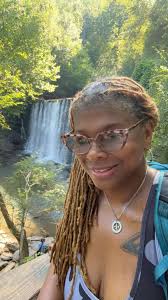 What is the best time to hike the Appalachian Trail in Georgia?