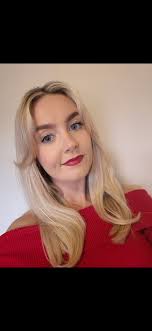 Hi lovelies! We are a beauty salon situated in Craigieburn Central in  Craigieburn Vic 3064. We are looking to hire a beauty therapist/ nail  technician! Please email us your resume if your