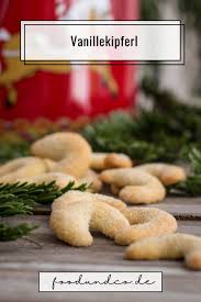 Vanillekipferl Backen Mit Mama Und Tchibo Foodundco De Foodblog Aus Nurnberg Rezept Vanillekipferl Vanillekipferl Backen Weihnachtsgeschenke Aus Der Kuche