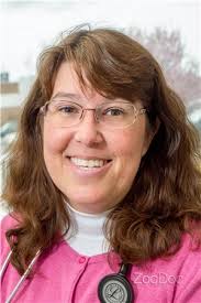 Donna Gamache's Instagram, Twitter & Facebook