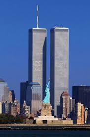 Google Image Result For Https I Pinimg Com Originals E1 3c 00 E13c006753d71db7528ba30c3c8d7da1 Jpg En 2020 Torres Gemelas New York Rascacielos Fotos En New York