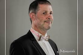 Noeud papillon double en bois noyer et tissu liberty Anglais Eloise rose