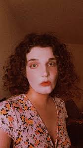 Is it just me that thinks I look exactly like Chappell Roan here? 🤣