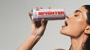 Cócteles enlatados: la tendencia de las drinks-to-go