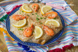 La Pastilla Au Poisson Et Aux Fruits De Mer Est Tout Aussi Commune Que La Version Classique Au Maroc Le Resultat En 2020 Pastilla Poisson Pastilla Cuisine Marocaine