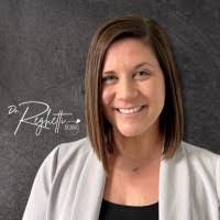 Caitlin Wise's Instagram, Twitter & Facebook