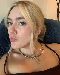 Karli Welch Schnobrich (@karli_ann) • Instagram photos and videos