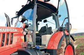 With the new xpress restart function, the tractor can be stopped without using the clutch. Der Kubota M7171 Premium Kvt Im Praxistest Agrarheute Com