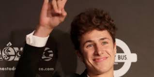 Get in touch with juanpa zurita (@juanpazurita) — 1321 answers, 802063 likes. Luis Miguel The Series Juanpa Zurita Joined The Netflix Production For This Reason Paudal