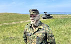 Zmeena orr sex videos she greeted me with a kiss and we