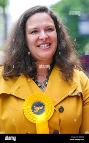 Helen cross hi-res stock photography and images