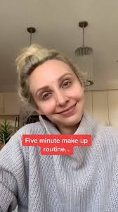 Five-minute Burt’s Bees make-up routine ❤️ #ad #burtsbeesca #momtok  #makeuproutine
