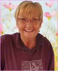 Sandy Rowland's Instagram, Twitter & Facebook