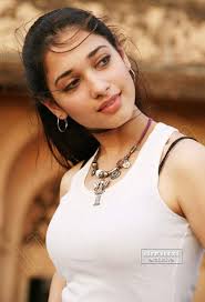 April 2021 (40) maret 2021 (113) februari 2021 (23) laporkan penyalahgunaan formulir kontak. Milky White Actress Tamannah Bhatia Rare Unseen Photo Gallery