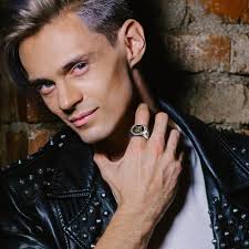 Saint Michael Rings for Men: Gold Stainless Steel St Michael The Archangel  Catholic Medal Amulet Signet Ring Jewelry Gifts, Size 8|Amazon.com