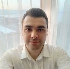 After years of mostly competitive gaming and the occasional single-player  game, I'm finally ready for a game with a good story. After some research,  I found this one. I'm unfamiliar with the