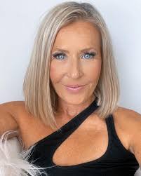 Erica Mathews's Instagram, Twitter & Facebook