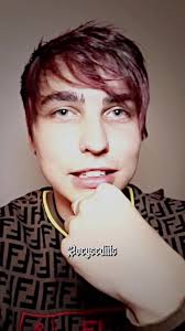 Colbys blue and red hair>> #fyp #foryoupage #viral #samandcolby #vsp  #zoeysediits #samandcolbyedit #videostar #edit #viraledit #colbybrock  #colbybrockedit #xplr #velocityedit #samandcolbyfanpage